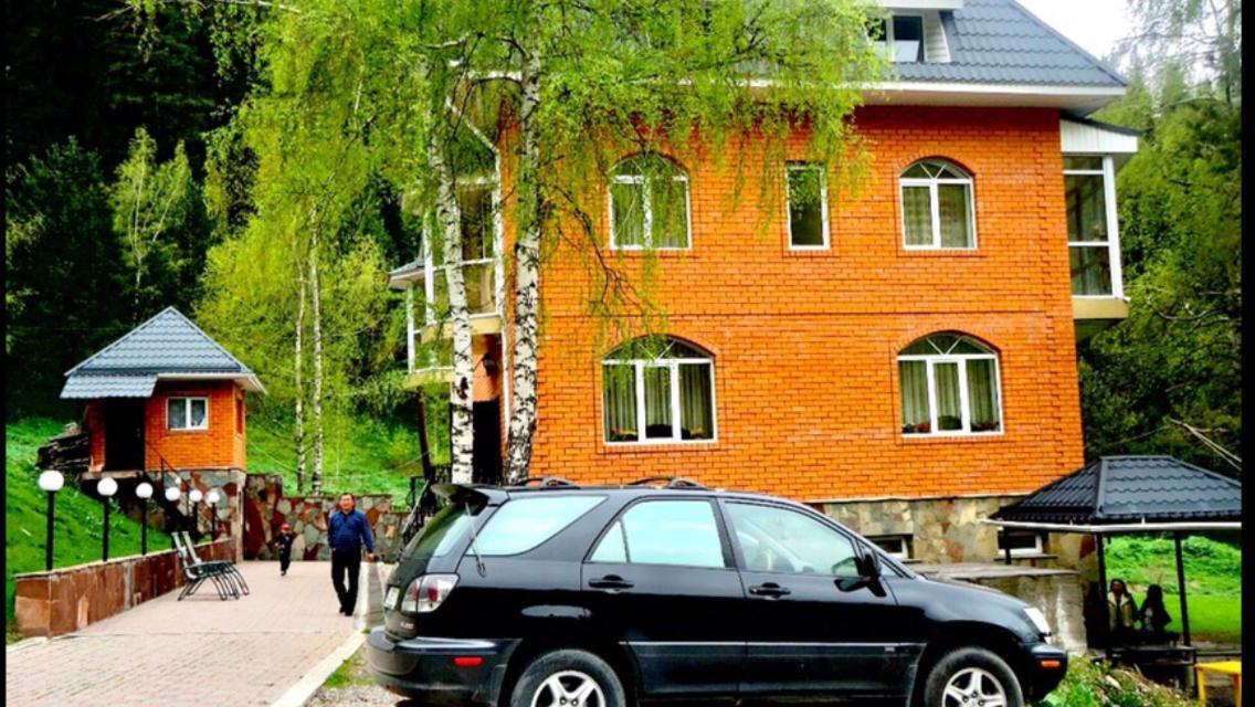 Hotel Горная Сказка Besqaynar Exteriér fotografie